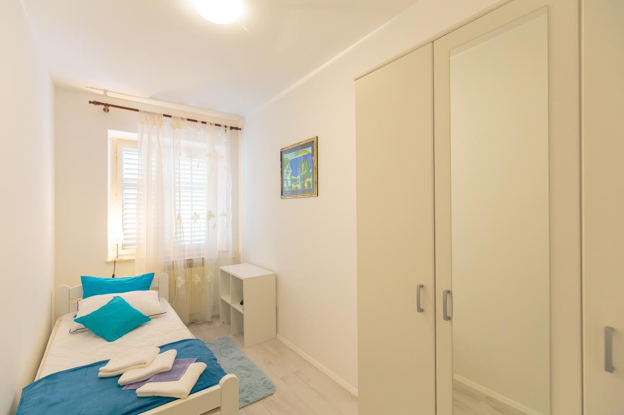 Music Apartment ดูบรอฟนิก ภายนอก รูปภาพ