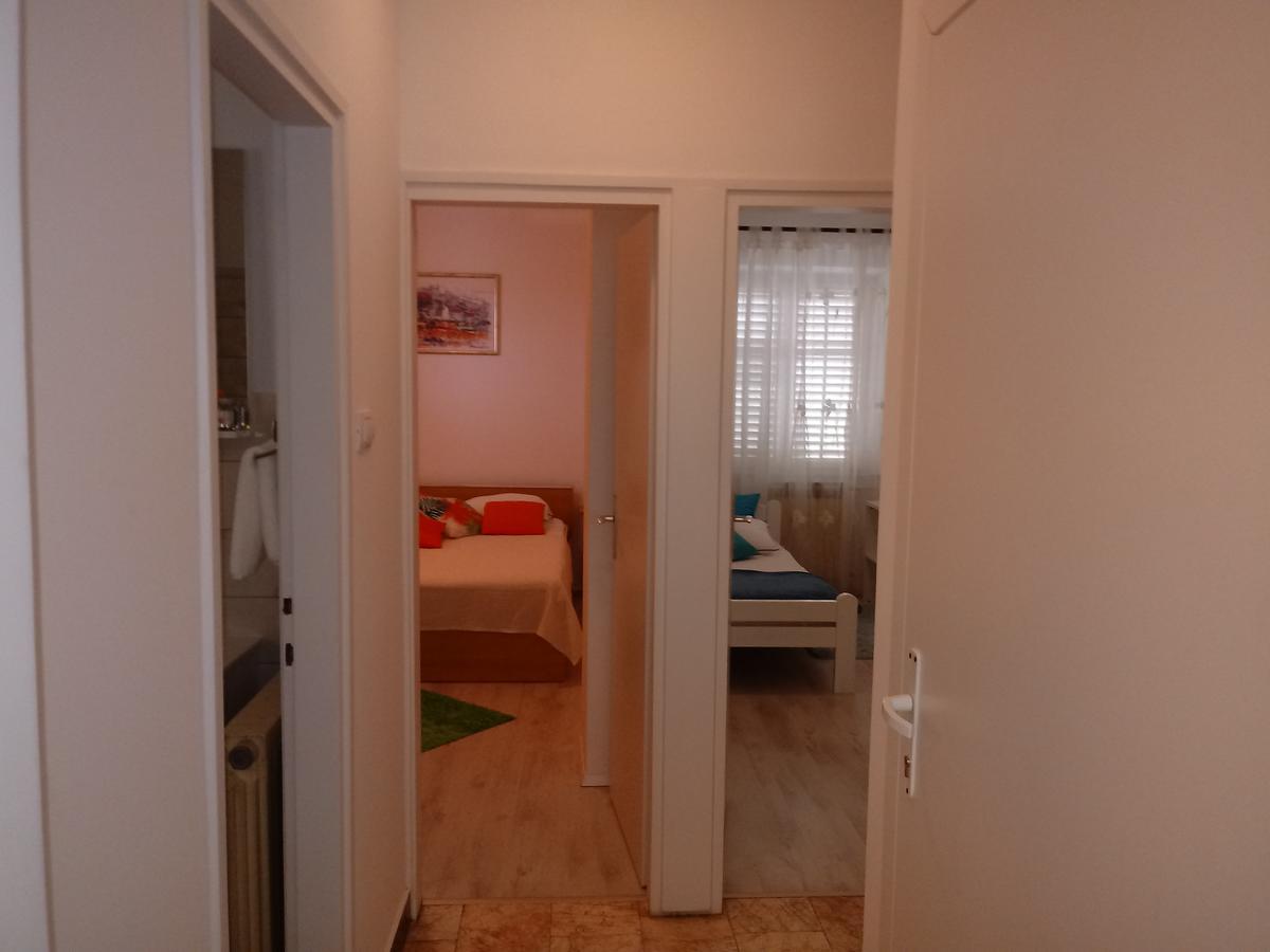 Music Apartment ดูบรอฟนิก ภายนอก รูปภาพ